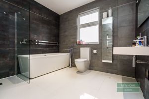 Photo 33- click for photo gallery